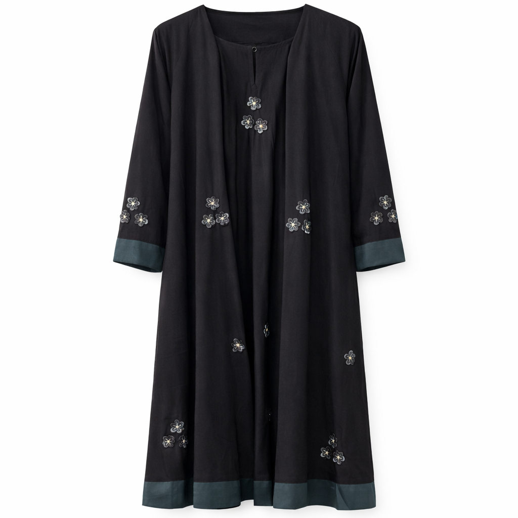 Maxi x Flower Cut Embroidery - Arabic (Black)